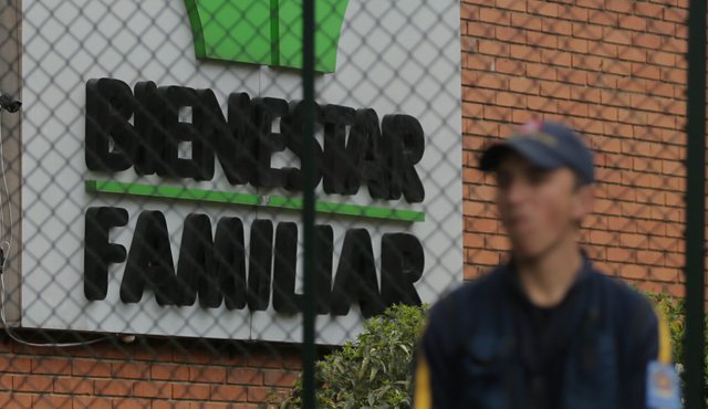 En total hay 11 personas vinculadas a la investigación: dos funcionarios públicos y nueve particulares. Colprensa