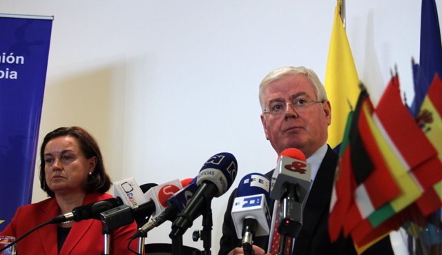 Eamon Gilmore, representante de la UE en los diálogos de paz. Colprensa