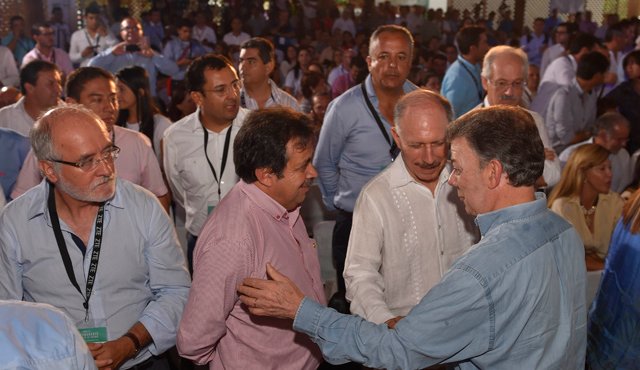 El Presidente les advirtió del panorama al que deberán enfrentarse, a partir del próximo año. Presidencia