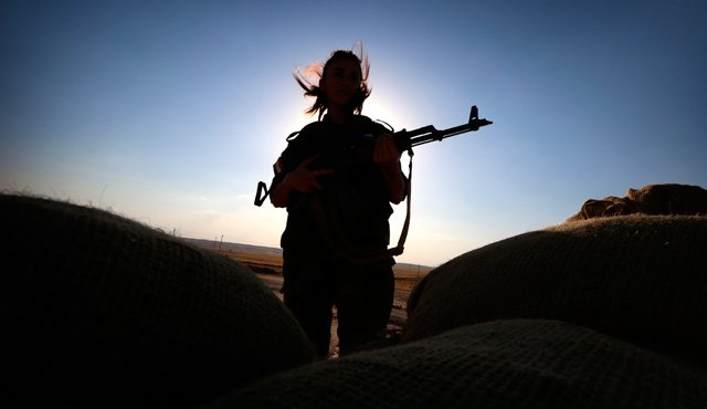 Según una reciente encuesta, el 83% de los españoles cree que es posible que se produzca en su país un atentado similar a los de París. Archivo