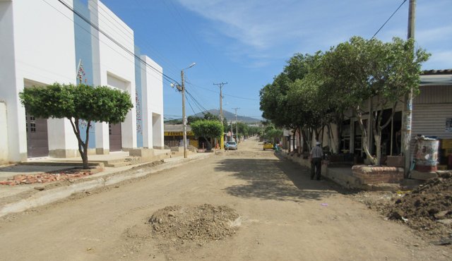 Según el Secretario de Infraerstructura solo faltan 400 metros para la culminación de la pavimentación. Jean García