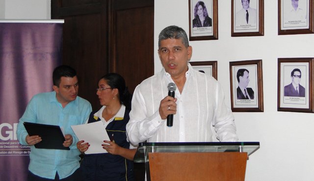 El mandatario seccional fue mucho más allá en su reclamo al Gobierno Nacional: se necesitan medidas tributarias y de orden económico de mayor impacto. La Opinión