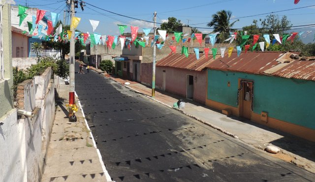 El asfaltado en Barrio Nuevo se cumplió en el marco del convenio Gobernación-DPS, que contempla la inversión de $1.900 millones. Cortesía
