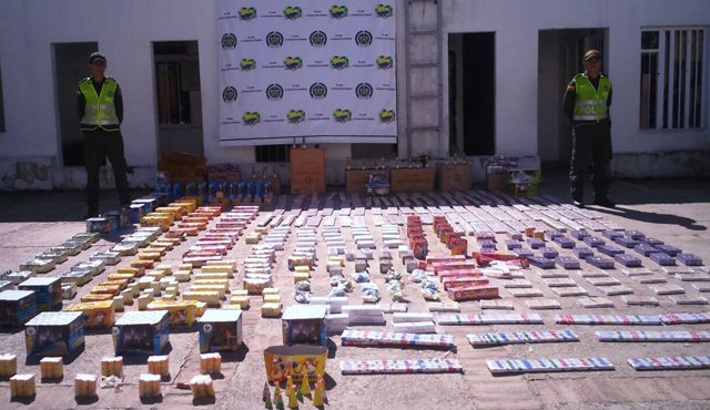 Los capturados argumentaron tener permiso de la Alcaldía, para vender esta mercancía. Cortesía