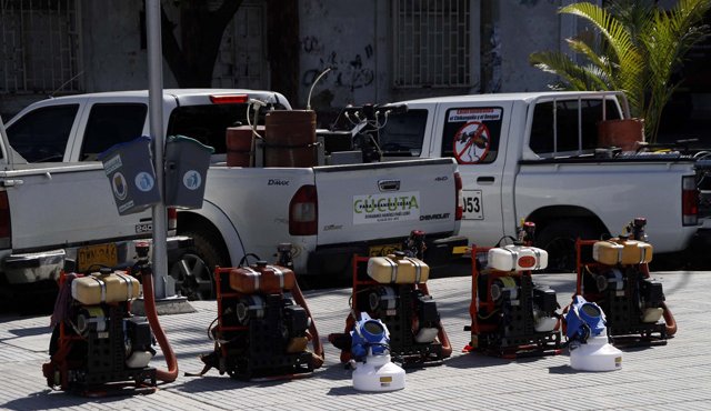 Maquinaria nueva. La Opinión