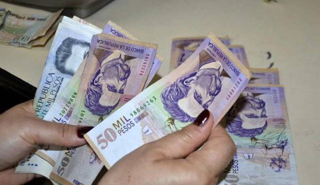 Salario mínimo. Internet