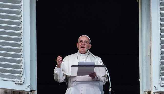 El Papa espera que el Jubileo permita redescubrir la Iglesia como una estructura ágil de intervención rápida en la que se practica una medicina de urgencia. AFP