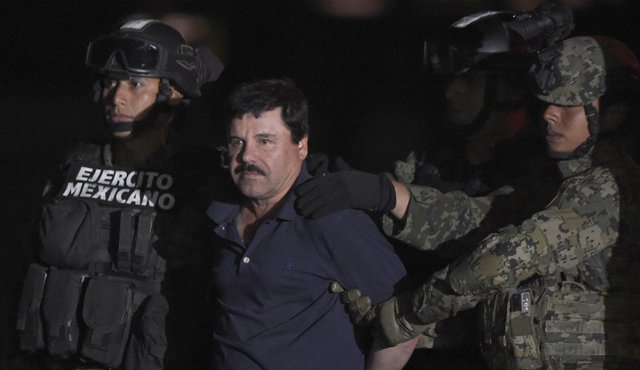 "El Chapo" fue detenido en la ciudad de Los Mochis, seis meses después de haberse fugado de la prisión de AltiplanO. AFP