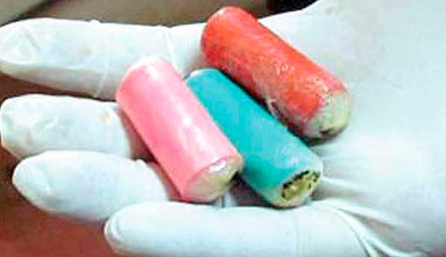 En 2015, agentes antidrogas detuvieron en Perú a 165 "mulas" del narcotráfico, con planes de ir al extranjero, a quienes decomisaron 792 kilos de cocaína en aeropuertos. Internet | Refencial