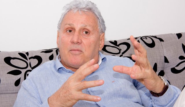 "Conozco los deberes que adquirí como candidato ante las autoridades competentes y estoy dispuesto a estar presto a cualquier requerimiento", expresó. Archivo