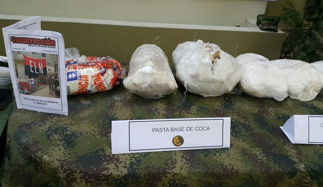 Las autoridades incautaron clorhidrato de cocaína y pasta base de coca en las infraestructuras ilegales. Cortesía