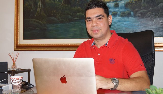 Miguel Flórez, futuro ingeniero en telecomunicaciones. Roberto Ospino