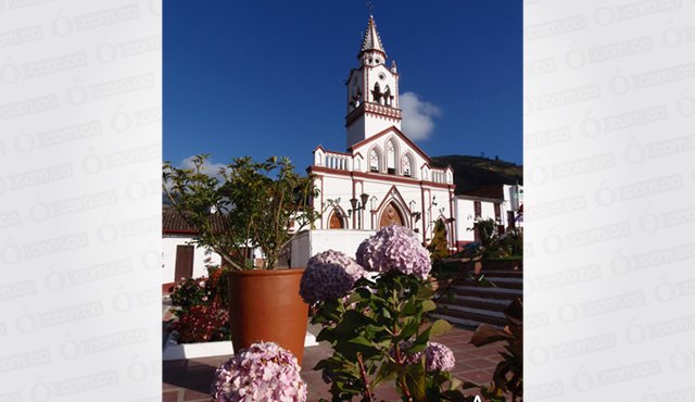 Panorámica de la iglesia de Cácota. Foto Especial para La Opinión