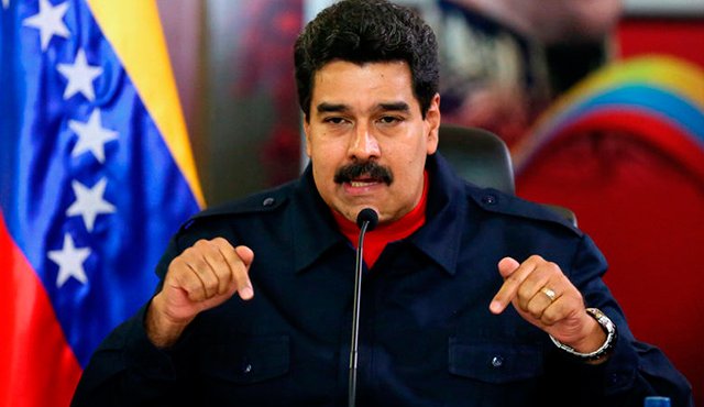 Nicolás Maduro. Internet
