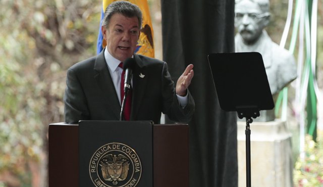 El presidente Juan Manuel Santos se volvió a referir al plebiscito por la paz con el que pretende refrendar los eventuales acuerdos suscritos en La Habana, entre el Gobierno y las Farc. Archivo