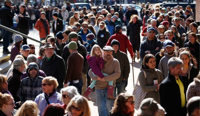 En elecciones primarias, demócratas y republicanos escogen sus candidatos a las elecciones presidenciales de noviembre. AFP