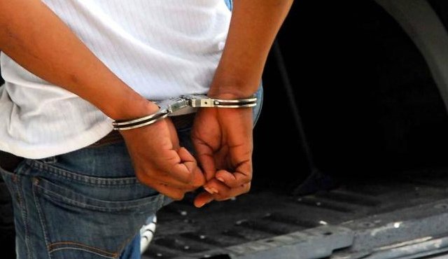 La joven ya había denunciado al asesino, de 22 años, y este había sido condenado en el 2014. Colprensa