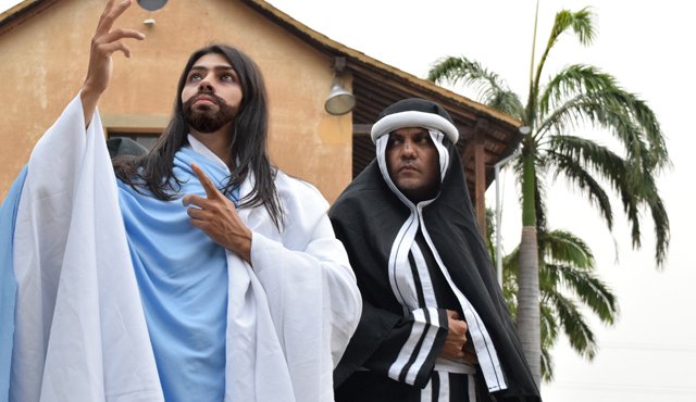 La puesta en escena está inspirada en las tentaciones que soportó Jesús, según las creencias de la religión Católica. Cortesía