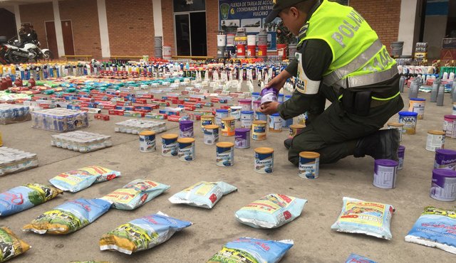 Los productos incautados quedaron a disposición de la Dirección de Impuestos y Aduanas Nacionales (Dian). Policía Nacional
