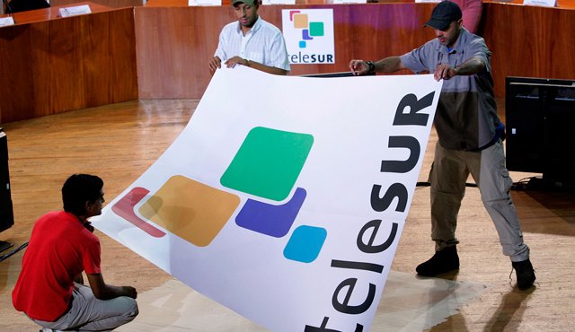 "Éramos un socio sin capacidad de opinar sobre cuestiones financieras y periodísticas", expresó el ministro de Medios y Contenidos Públicos, Hernán Lombardi. AP