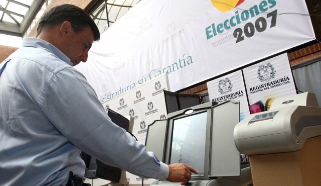 El sistema de voto electrónico no se ha podido implementar en Colombia, pese a los reiterados intentos que se han hecho por sacar adelante la iniciativa. Archivo / Colprensa