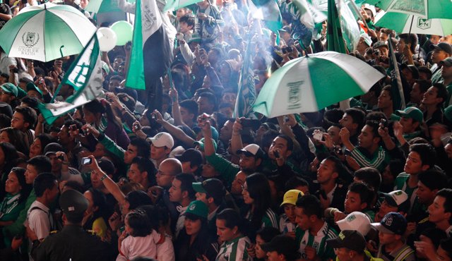 Hinchas de Atlético Nacional protagonizaron desordenes en Perú. Archivo