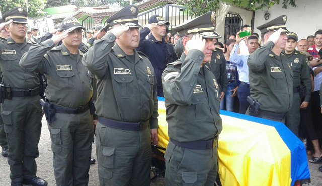 Policía