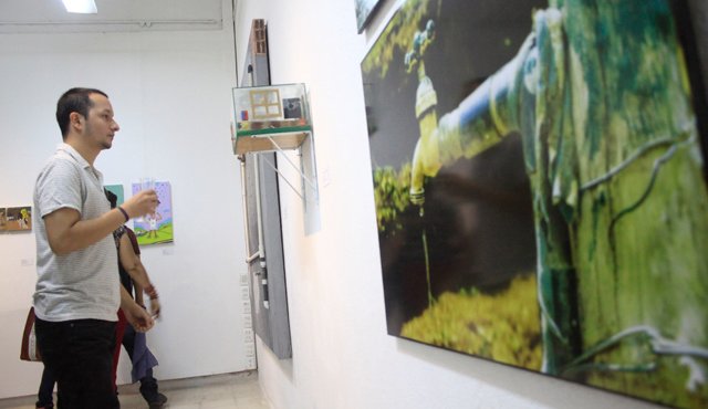 Las obras serán recibidas entre el 23 y el 25 de mayo en la Biblioteca Pública Julio Pérez Ferrero y las que clasifiquen serán expuestas entre el 10 de junio y el 5 de julio. Archivo La Opinión