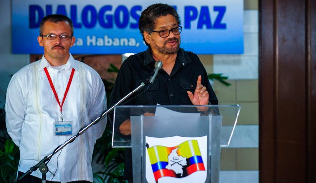 Iván Márquez, jefe de la delegación de paz de las Farc, no dio pistas sobre el tipo de consulta que estarían dispuestos a apoyar. AFP