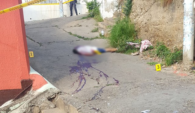 Jairo Yesid Peñaloza Delgado murió de manera instantánea en la calle 22 entre avenidas cuarta y quinta del barrio La Cabrera. Cristian Herrera