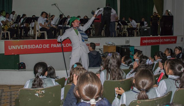 Niños de Pamplona participan en conciertos didácticos y de aprendizaje musical. Roberto Ospino