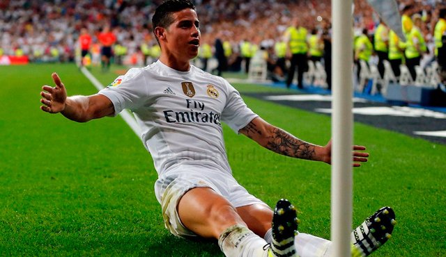 El domingo, también un diario informó sobre el interés del Manchester United por el colombiano. Archivo