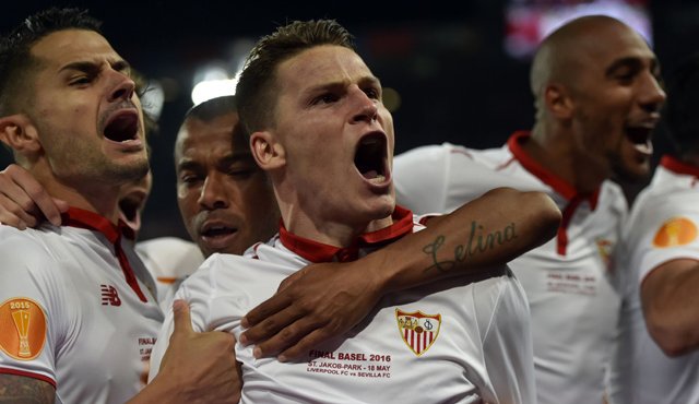 El francés Kevin Gameiro marcó el gol del empate en el minuto 46. AFP