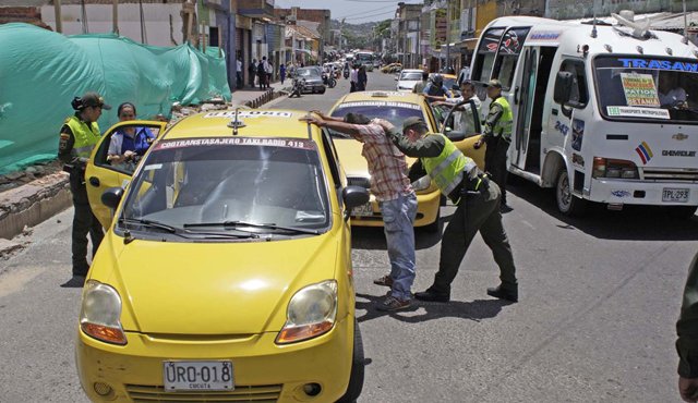 Entraron en acción planes especiales que se mantendrán vigentes las 24 horas del día y hasta que se restablezcan plenamente el clima de seguridad en toda la ciudad. Mario Caicedo