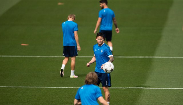 Jjames Rodríguez no ha sido titular en la mayoría de encuentros con el francés Zinedine Zidane, pero espera este sábado poder disputar algunos minutos de la final de la Champions League. AFP