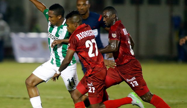 Atlético Nacional, actual campeón del fútbol colombiano, enfrentará este sábado al Cortuluá buscando clasificar a las semifinales. Colprensa
