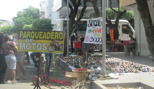 La alcaldía culminó el censo de ventas informales en el cuadrante del centro comprendido entre las avenidas 0 a la 10 con calle 9 a la 16, con miras a dar inicio a un programa para dar empleo y educación a esta población. Orlando Carvajal