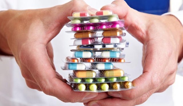 Medicamentos genéricos. Internet
