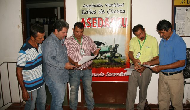 En Cúcuta son elegidos cada cuatro años 97 ediles, quienes son los encargados de velar por sus comunidades ante los diferentes entes del Estado, empresas de servicios públicos, autoridades militares y de Policía, entre otras funciones. Archivo
