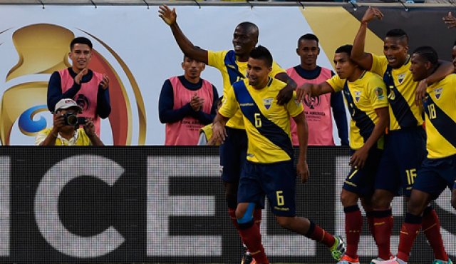 La Tricolor, con 5 puntos, acabó segunda de su grupo. AFP