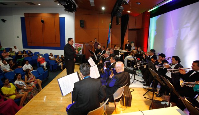 La Sinfónica de Fundarte deleitó con piezas musicales creadas por el maestro Luis Uribe Bueno. La actividad se cumplió en el auditorio Eduardo Cote Lamus de la Torre del Reloj. Cortesía