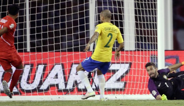 Brasil 0-1 Perú. AP