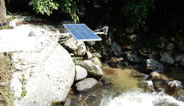 Las estaciones se instalaron en puntos estratégicos de la cuenca del río Pamplonita y permitirán obtener datos en tiempo real sobre el comportamiento del clima. Roberto Ospino