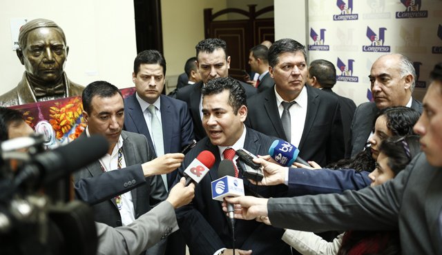 Nuestro parlamentario acudirá a pedir votación en la plenaria de la Cámara, para que esta tome la decisión última sobre el tema. Cortesía