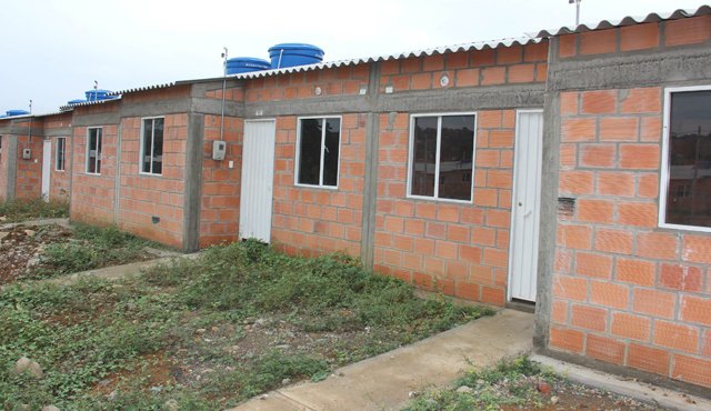 En el primer trimestre de 2016, el número de créditos para cumplir el sueño de tener casa llegó a 18.136 familias. Archivo