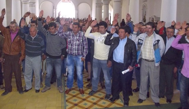 Los 35 presidentes de las juntas de acción comunal del sector rural tomaron posesión en el templo de Santo Domingo. Roberto Ospino