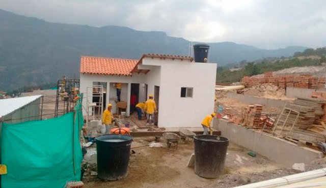 Construcción de casas en Gramalote. Internet