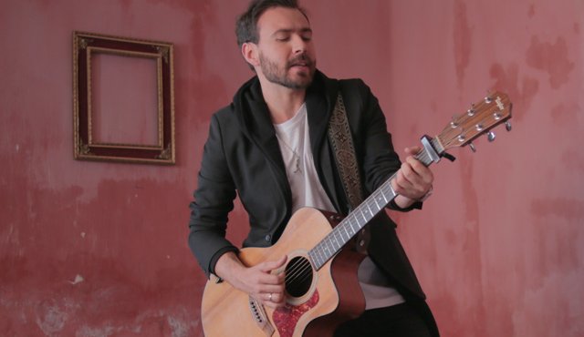 Salo inició su camino como solista tras su paso como vocalista de ‘Wamba’, referente del denominado ‘tropipop’. Colprensa