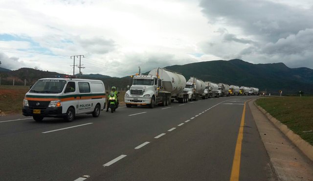 Las caravanas se realizan periódicamente en las vías que conducen de Cúcuta a Bucaramanga y la costa colombiana. Cortesía