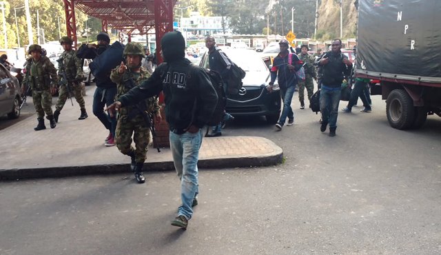 Los migrantes haitianos fueron detenidos en el municipio de Imues por soldados de la Vigésima Tercera Brigada. Ejército